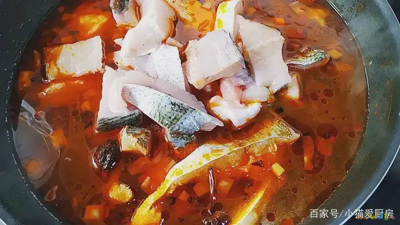 涮鱼锅的家常做法_怎么做涮鱼锅_家庭涮鱼锅怎么做好吃