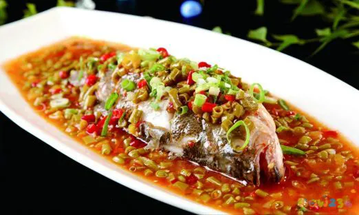 涮鱼锅的家常做法_怎样涮鱼锅怎么涮鱼锅_涮鱼锅的配菜