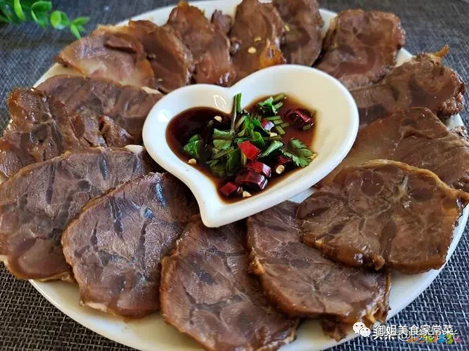 牛肉酱家常做法_牛肉酱家常做法简单_家常酱牛肉