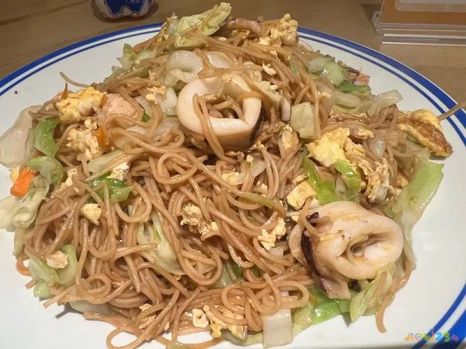 海鲜家常做法炒面怎么做_海鲜家常做法炒面窍门_海鲜炒面的家常做法