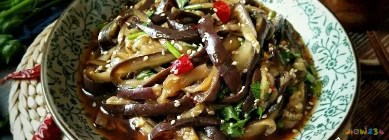 茄子炒土豆的家常做法_土豆茄子炒菜怎么做_土豆茄子炒家常做法大全