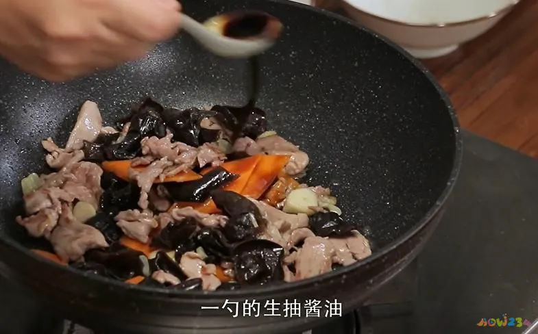 家常小炒肉做法_家常小炒肉_家常菜小炒肉