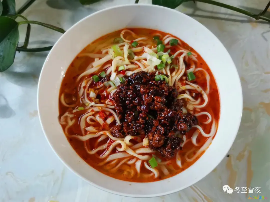 麻辣面的家常做法及配方窍门_麻辣面的家常做法_麻辣家常做法面条视频