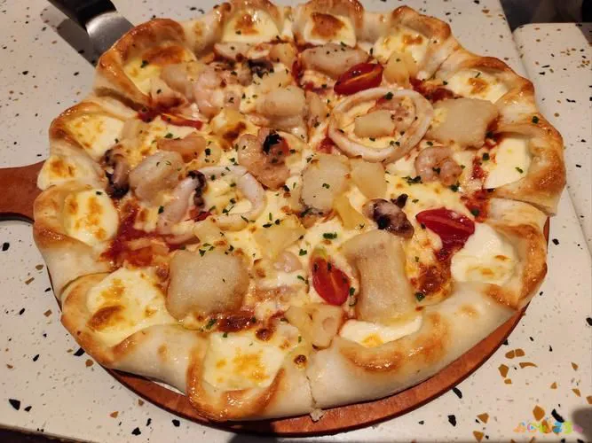 用饼做披萨_饼家常披萨做法窍门_怎样做披萨饼家常