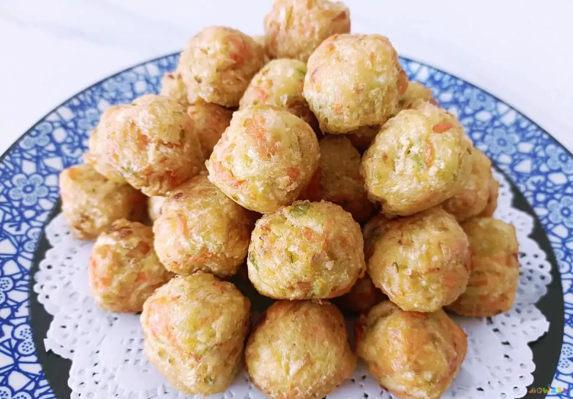 干炸丸子视频做法视频_大厨干炸丸子视频_干炸丸子的家常做法