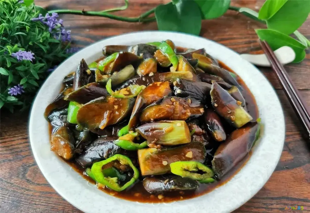 蒜烧茄子怎么做好吃_蒜烧茄子的家常做法_蒜茄子咋做好吃