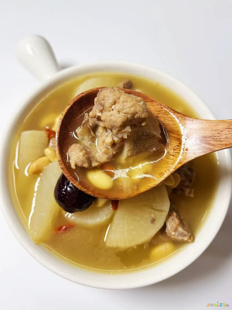 萝卜炖排骨家常做法视频_萝卜炖排骨的家常做法_萝卜炖排骨的做法最简单