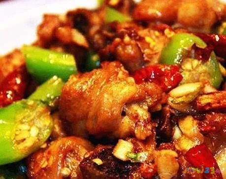 熏鱼做菜_家常菜熏鱼_家常菜熏鱼的做法