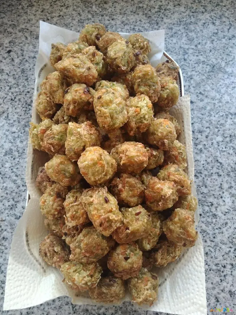 干炸丸子的家常做法_大厨干炸丸子视频_干炸丸子视频做法视频