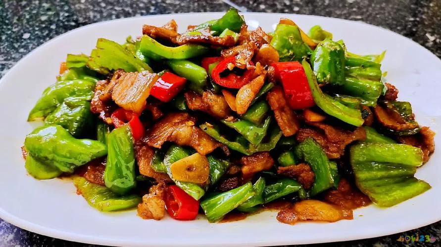 家常小炒肉做法_百吃不厌的家常肉小炒_家常小炒肉