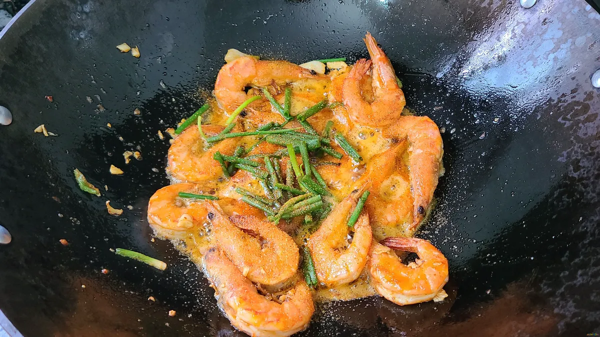 家常大虾做法入味好吃_家常虾尾最简单做法_大虾的家常做法