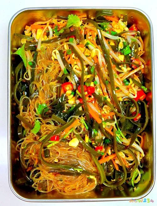 凉拌粉丝的家常做法_凉拌粉丝丝的家常做法_家庭版凉拌粉丝怎么做好吃