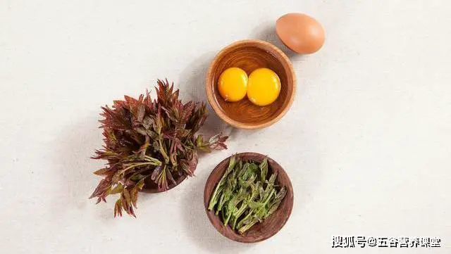 4种野菜堪称“致癌大王”,尤其第二种,宁愿不吃也别碰,莫贪嘴 -第2张图片-就爱百科 4种野菜堪称“致癌大王”,尤其第二种,宁愿不吃也别碰,莫贪嘴 -第2张图片-就爱百科